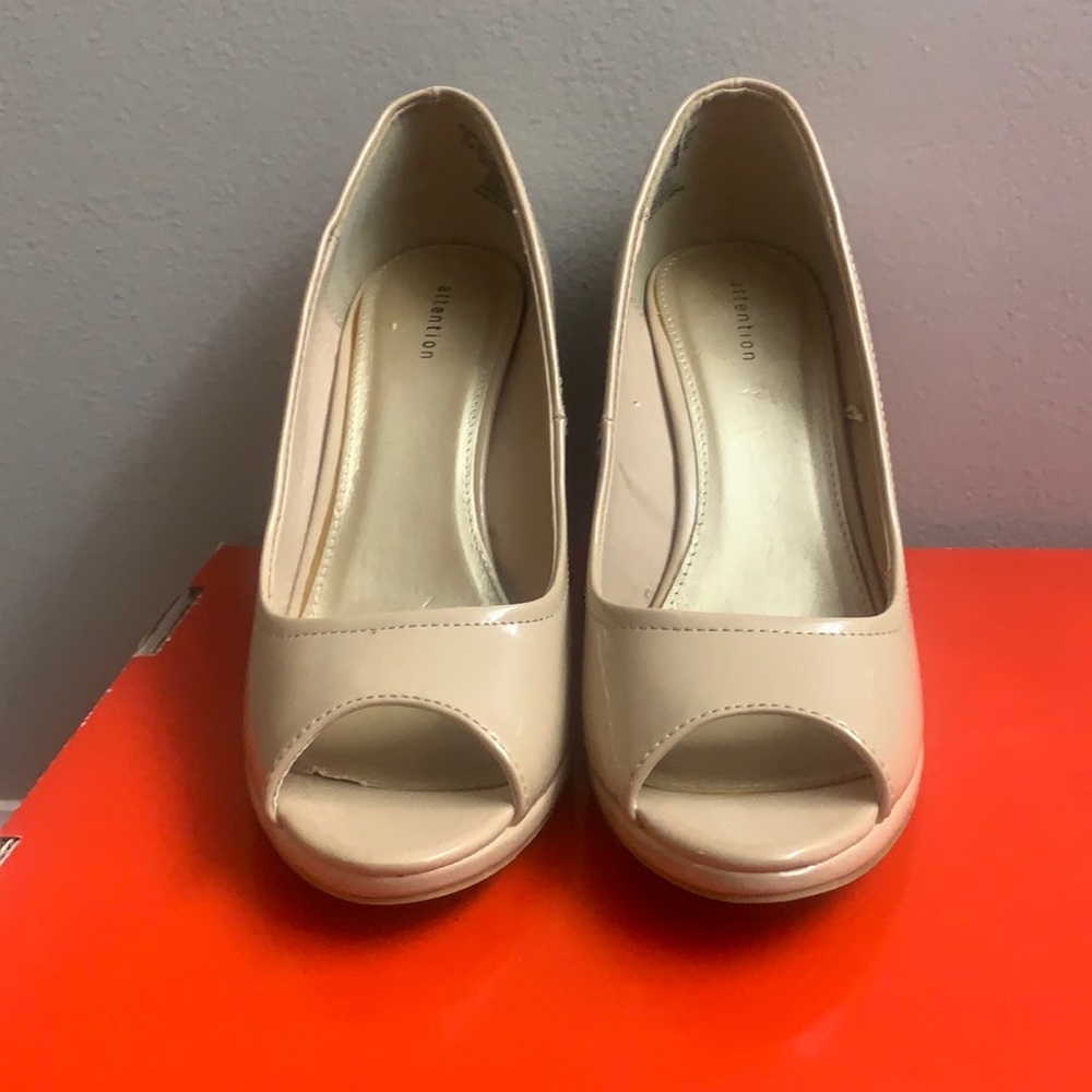 3/$30 Great work wedges!